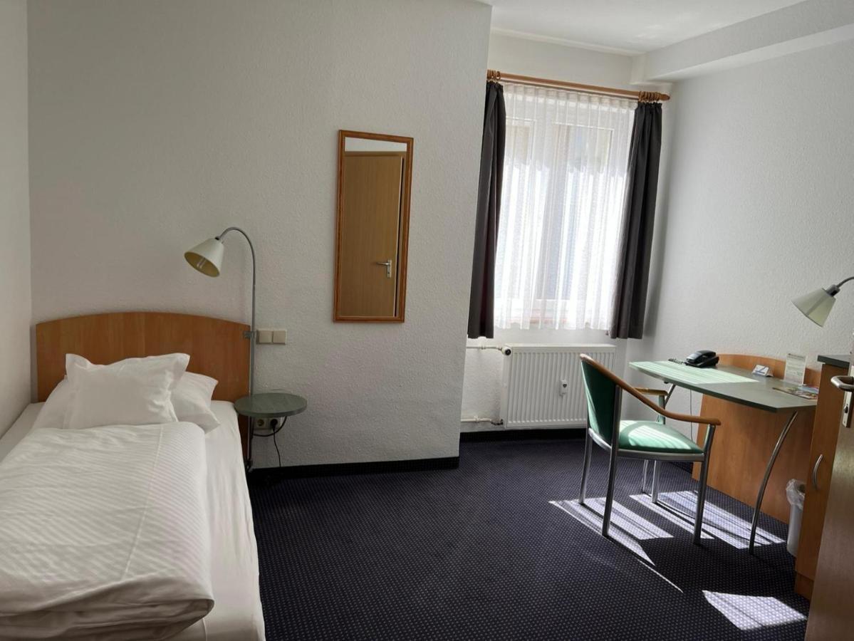 Hotel Baeren フィリンゲン・シュヴェニンゲン 部屋 写真